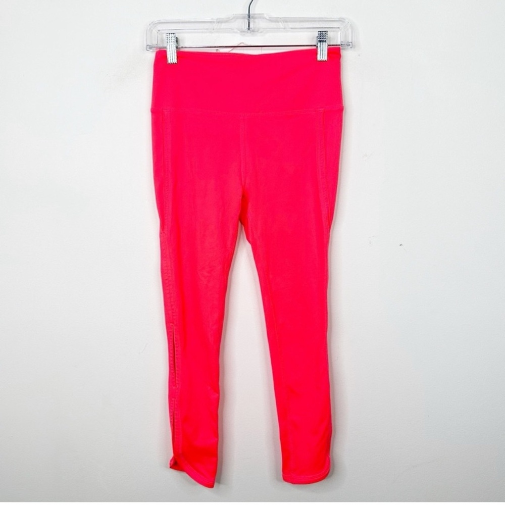 FREE PEOPLE MOVEMENT High-Rise 3/4 Infinity Cut Out Leggings Neon Coral Small - Picture 3 of 6